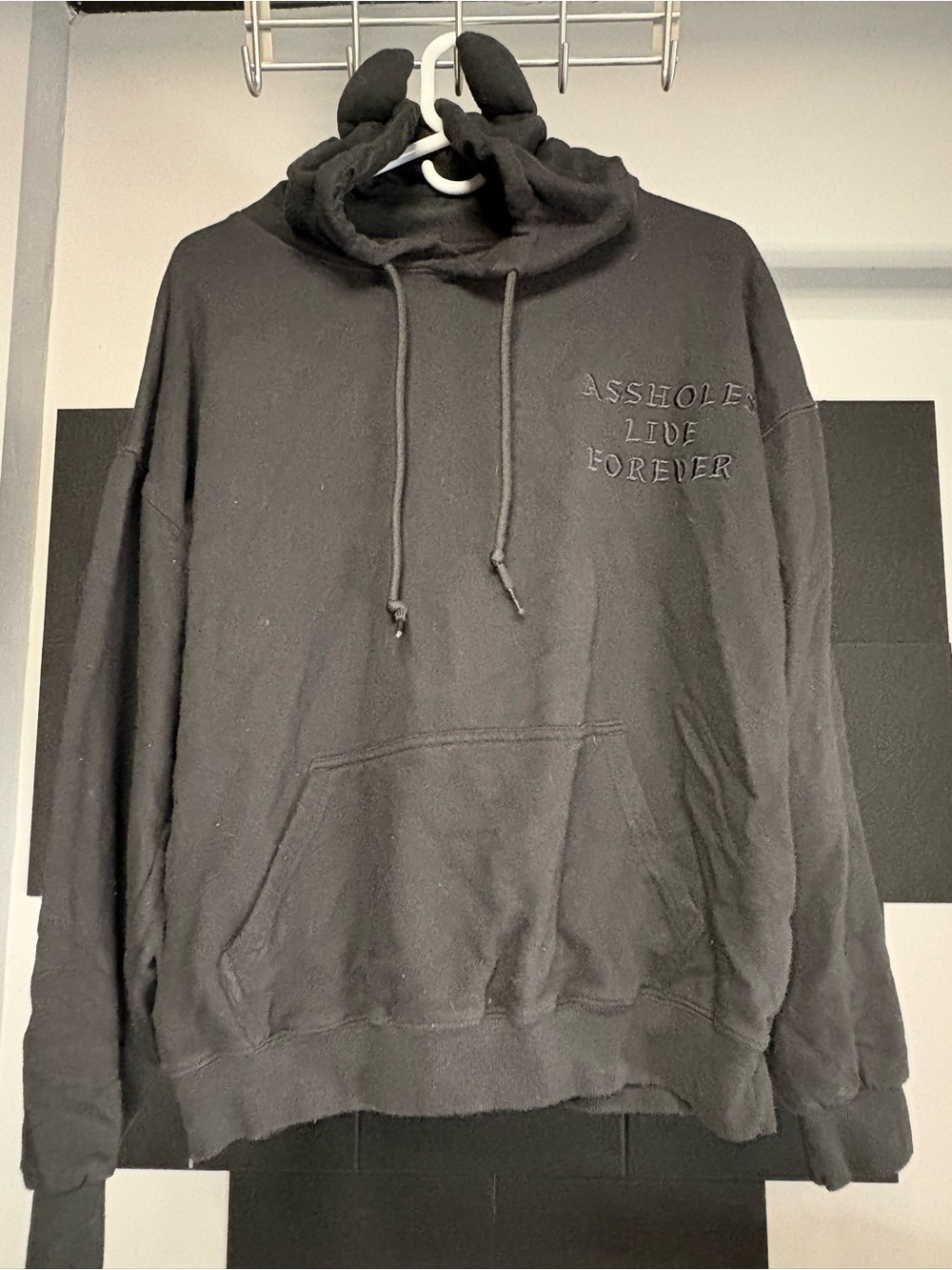 Black Embroidered Pullover Hooded Sweatshirt